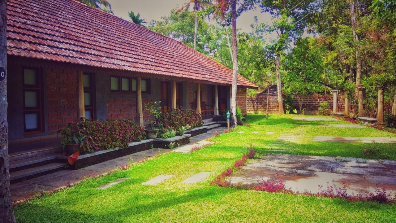 班纳马达度假村 Alappuzha 外观 照片